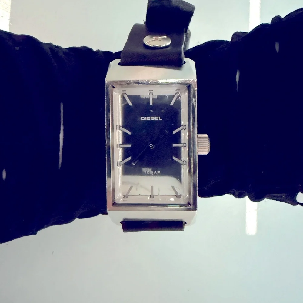 Diesel dz1020 mirrored